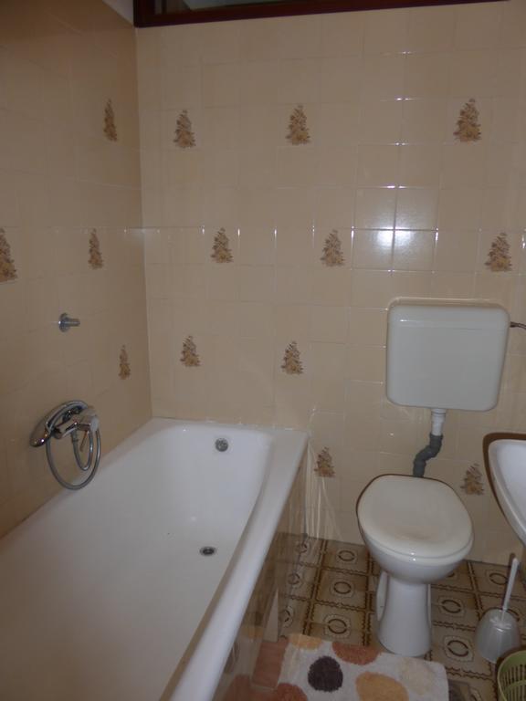 Apartment Dudic Palit Bagian luar foto