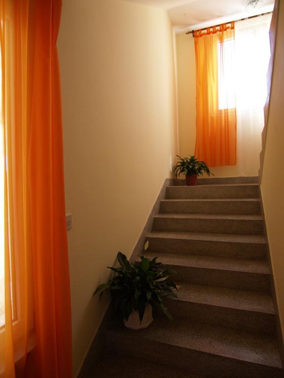 Apartment Dudic Palit Bagian luar foto